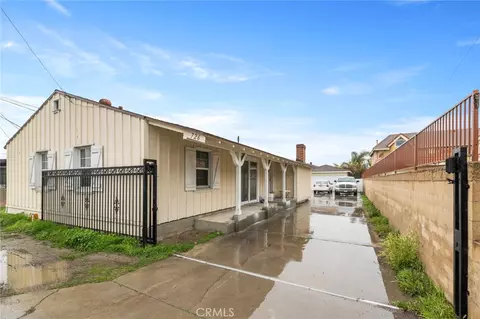 728 N Euclid St, Santa Ana, CA 92703