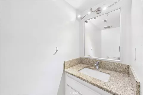 Bath - 9253 Walker St, Cypress, CA 90630 photo 1 of 7