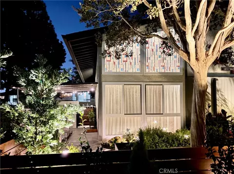 1891 Mckinney Way #M15 26C, Seal Beach, CA 90740