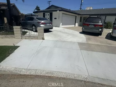 11841 Garnet Cir S, Garden Grove, CA 92845