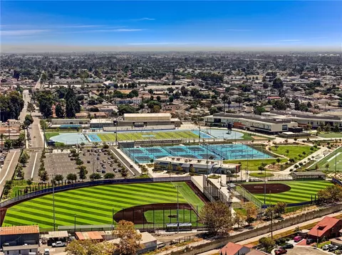 View/Area - 623 W Indigo St, Compton, CA 90220 photo 6 of 6