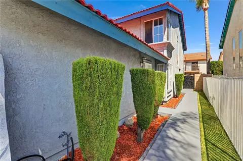Exterior - 623 W Indigo St, Compton, CA 90220 photo 3 of 6