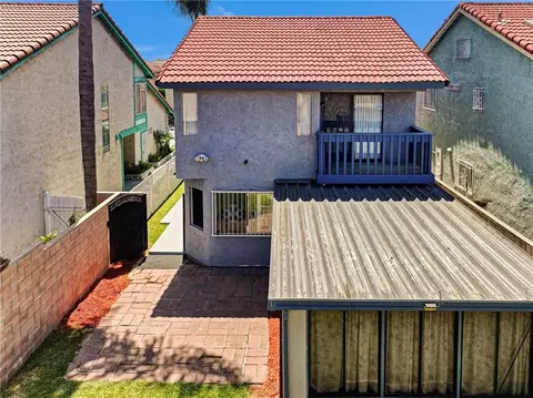 Exterior - 623 W Indigo St, Compton, CA 90220 photo 6 of 6