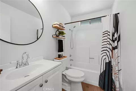 Bath - 2401 Acorn, Ontario, CA 91761 photo 5 of 5