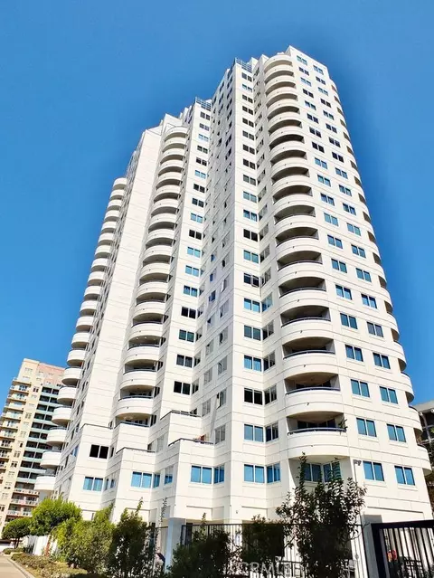 Exterior - 525 E Seaside Way 1007, Long Beach, CA 90802 photo 9 of 10