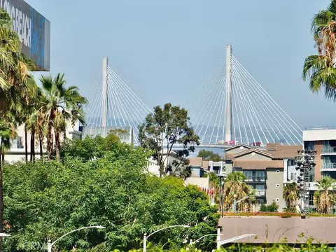 View/Area - 525 E Seaside Way 1007, Long Beach, CA 90802 photo 1 of 5