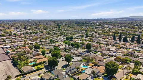 View/Area - 6829 E Parapet, Long Beach, CA 90808 photo 10 of 12
