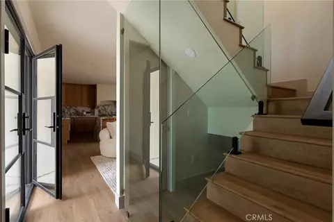 Entry Way - 6829 E Parapet, Long Beach, CA 90808 photo 2 of 3