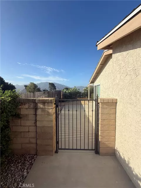 Exterior - 5176 Creekside Rd, Camarillo, CA 93012 photo 3 of 4