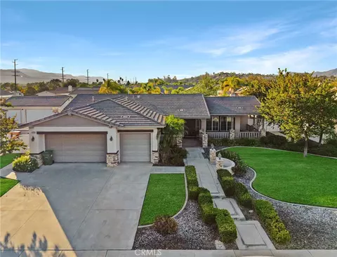 41733 Hollister, Murrieta, CA 92562