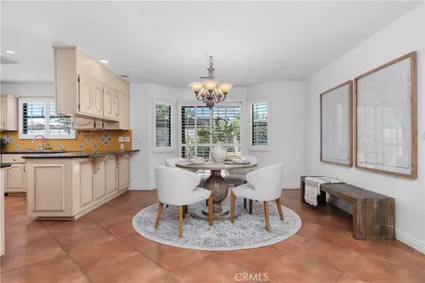Dining - 986 Post Rd, Costa Mesa, CA 92626 photo 3 of 6