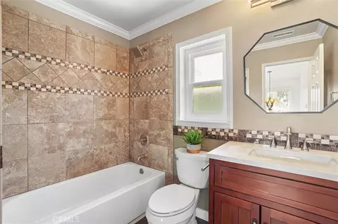 Bath - 825 Gutmann, Placentia, CA 92870 photo 3 of 4