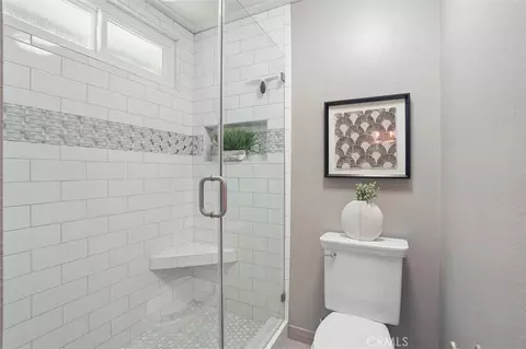Bath - 825 Gutmann, Placentia, CA 92870 photo 2 of 4