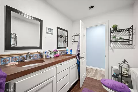 Bath - 9459 Valley Vis, Apple Valley, CA 92308 photo 2 of 3