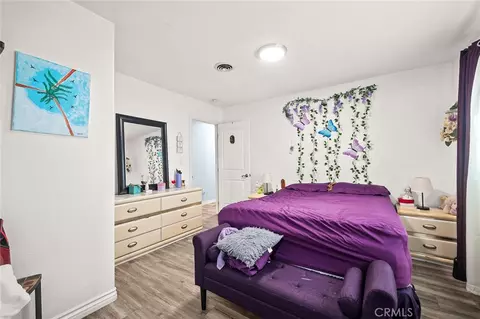 Bedroom - 9459 Valley Vis, Apple Valley, CA 92308 photo 2 of 6