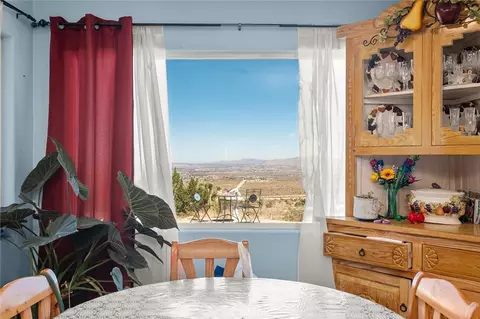 Dining - 9459 Valley Vis, Apple Valley, CA 92308 photo 2 of 2