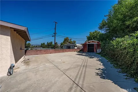 Exterior - 807 W Lemon St, Brea, CA 92821 photo 6 of 8