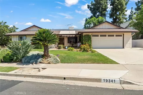 19341 Willowbrook, Yorba Linda, CA 92886