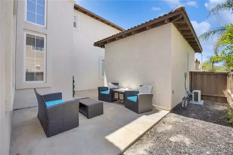 Exterior - 45894 Paseo Gallante, Temecula, CA 92592 photo 8 of 10