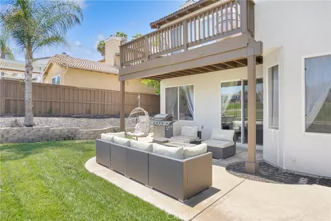 Exterior - 45894 Paseo Gallante, Temecula, CA 92592 photo 4 of 10