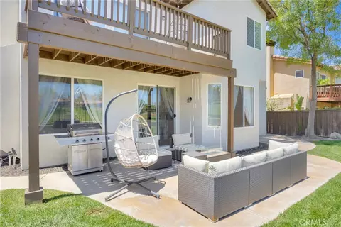 Exterior - 45894 Paseo Gallante, Temecula, CA 92592 photo 5 of 10