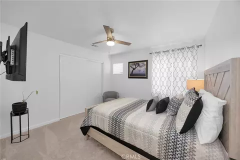 Bedroom - 45894 Paseo Gallante, Temecula, CA 92592 photo 4 of 11
