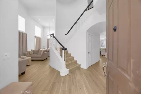 Entry Way - 45894 Paseo Gallante, Temecula, CA 92592 photo 2 of 4