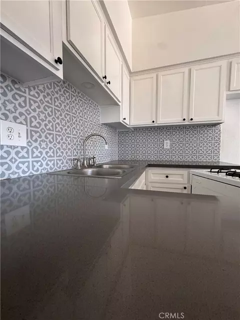 Kitchen - 9140 E, Hesperia, CA 92345 photo 2 of 2