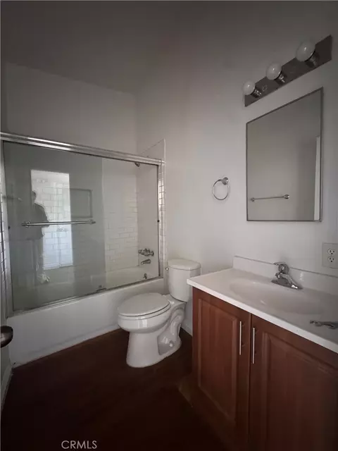 Bath - 9140 E, Hesperia, CA 92345 photo 1 of 1