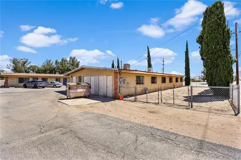 Exterior - 9140 E, Hesperia, CA 92345 photo 4 of 5