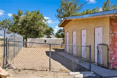 Exterior - 9140 E, Hesperia, CA 92345 photo 3 of 5