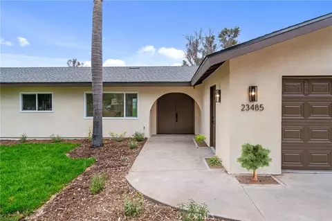 Exterior - 23485 Marshall St, Perris, CA 92570 photo 2 of 4