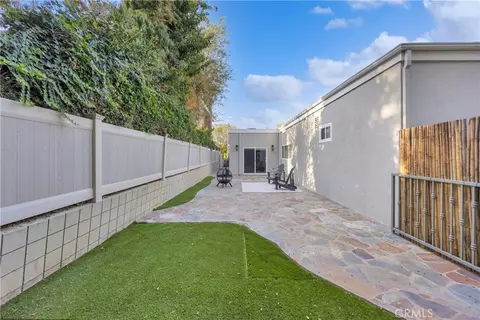 Exterior - 6380 E Bixby Hl, Long Beach, CA 90815 photo 12 of 14
