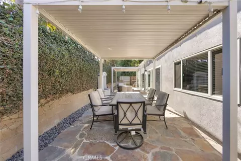 Exterior - 6380 E Bixby Hl, Long Beach, CA 90815 photo 7 of 14