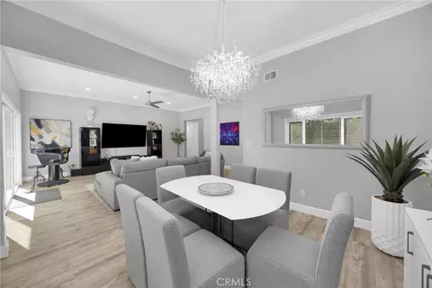 Dining - 6380 E Bixby Hl, Long Beach, CA 90815 photo 2 of 2