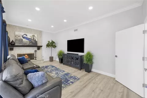 Other - 6380 E Bixby Hl, Long Beach, CA 90815 photo 1 of 14