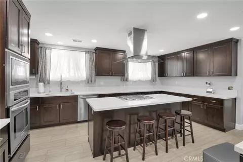 Kitchen - 6380 E Bixby Hl, Long Beach, CA 90815 photo 1 of 2