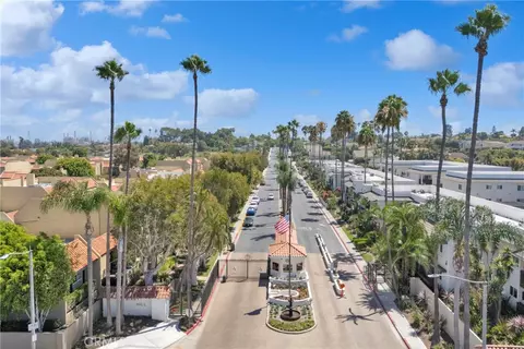 View/Area - 6380 E Bixby Hl, Long Beach, CA 90815 photo 5 of 5