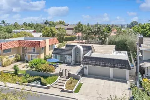 View/Area - 6380 E Bixby Hl, Long Beach, CA 90815 photo 1 of 5