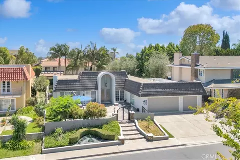 View/Area - 6380 E Bixby Hl, Long Beach, CA 90815 photo 2 of 5