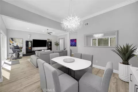 Dining - 6380 E Bixby Hl, Long Beach, CA 90815 photo 2 of 2