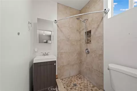 Bath - 2020 E 14th, Long Beach, CA 90804 photo 3 of 3