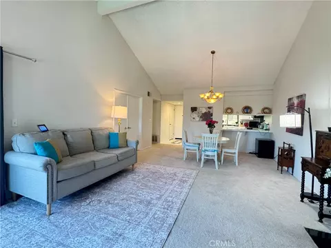 2512 E Willow #205, Signal Hill, CA 90755