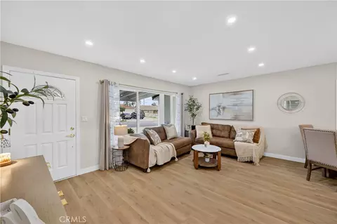 5651 Babb, Riverside, CA 92503 photo 3