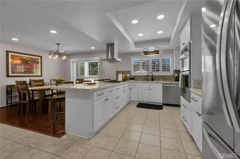 Kitchen - 6826 Ranchgrove Rd, Riverside, CA 92506 photo 2 of 5