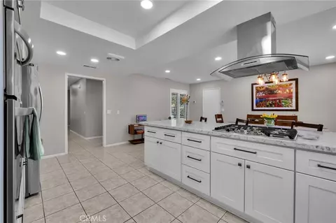 Kitchen - 6826 Ranchgrove Rd, Riverside, CA 92506 photo 4 of 5