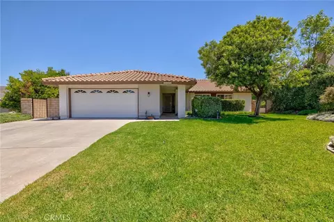 6826 Ranchgrove Rd, Riverside, CA 92506
