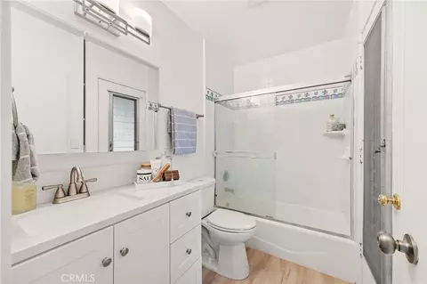 Bath - 2342 E La Veta, Orange, CA 92869 photo 2 of 2
