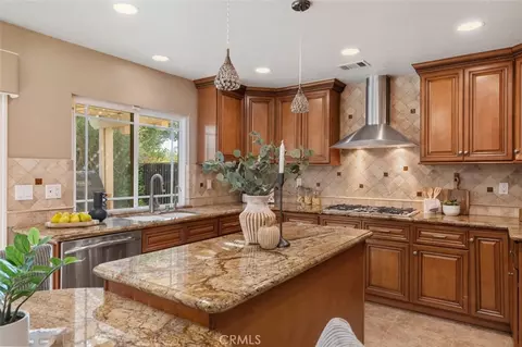 5425 Via Cervantes, Yorba Linda, CA 92887