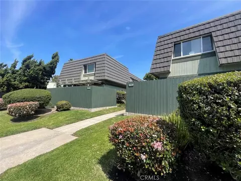1626 Iowa #C, Costa Mesa, CA 92626